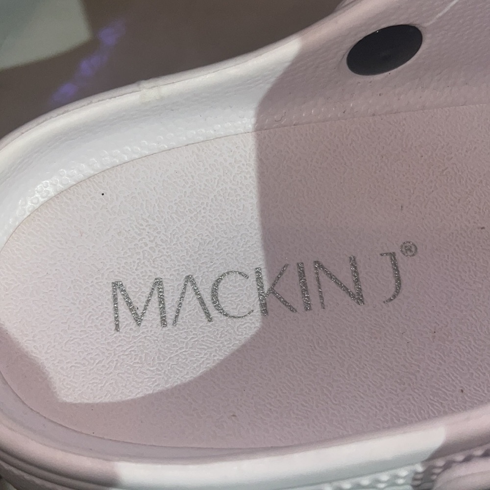 MACKINJ Crocs Women's Classic Bae Embellished - Picture 10 of 11